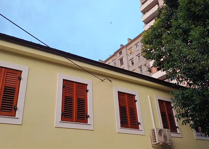 Sunny Bay דירה רייקה